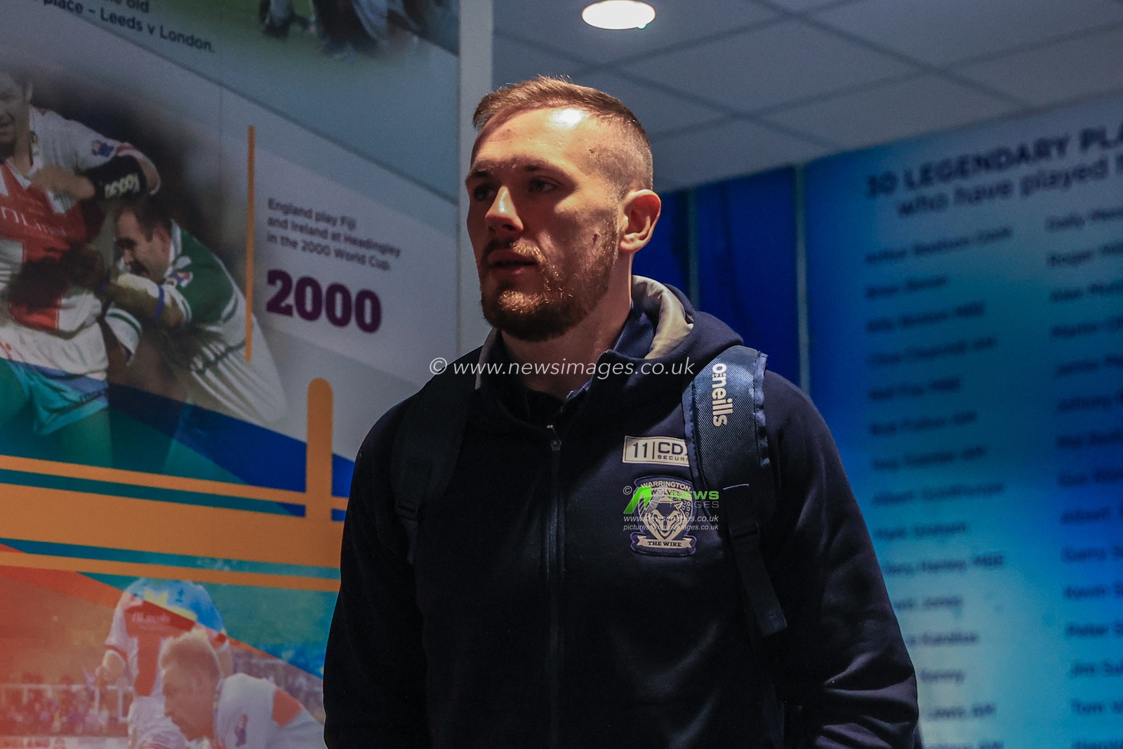 Ben Currie #11 of Warrington Wolves arrives at Emerald Headingley