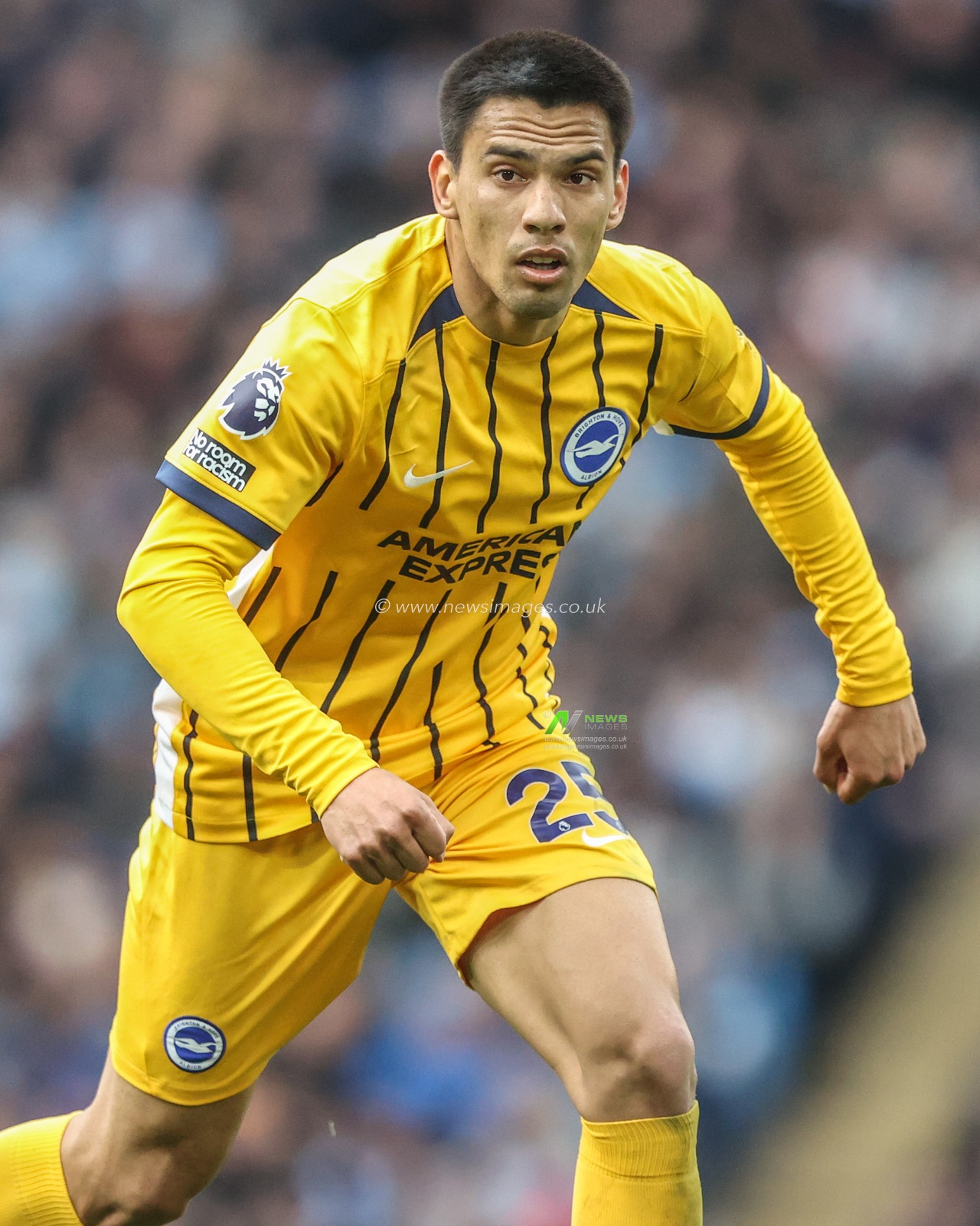 Diego GÃ³mez of Brighton & Hove Albion during the Premier League match Manchester City vs Brighton and Hove Albion at Etihad Stadium, Manchester, United Kingdom, 15th March 2025

(Photo by Alfie Cosgrove/News Images)