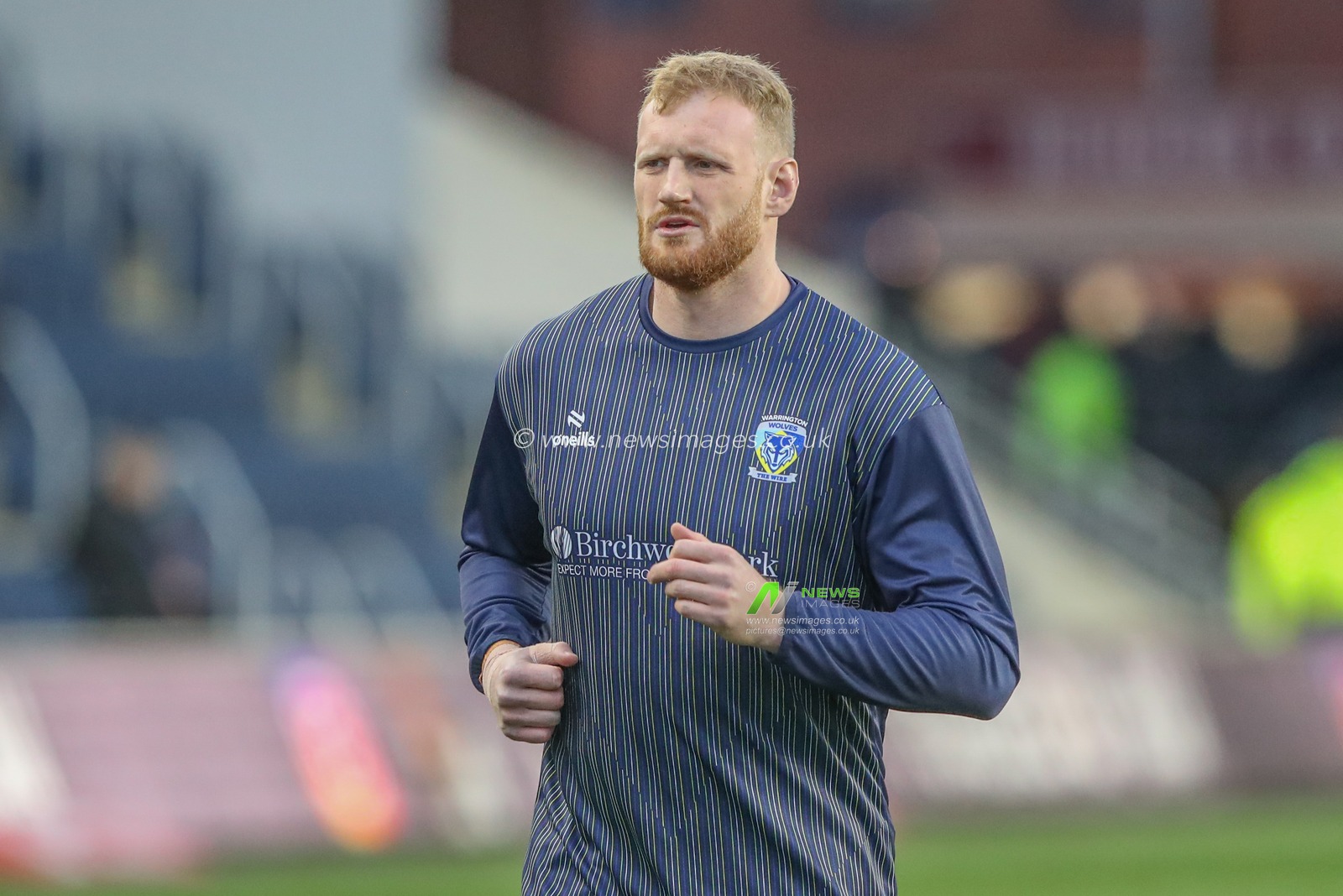 Warrington players warming up during the Betfred Super League Round 7 match Leeds Rhinos vs Warrington Wolves at Headingley Stadium, Leeds, United Kingdom, 5th April 2024

(Photo by Alfie Cosgrove/News Images)