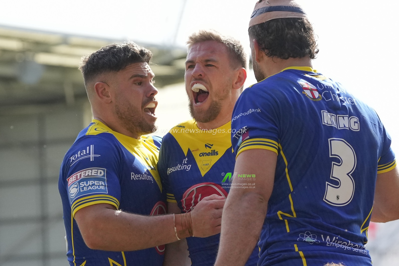 Matt Dufty of Warrington Wolves celebrates after scoring a try during the Betfred Super League Round 8 match Warrington Wolves vs Leigh Leopards at Halliwell Jones Stadium, Warrington, United Kingdom, 20th April 2024

(Photo by Steve Flynn/News Images)