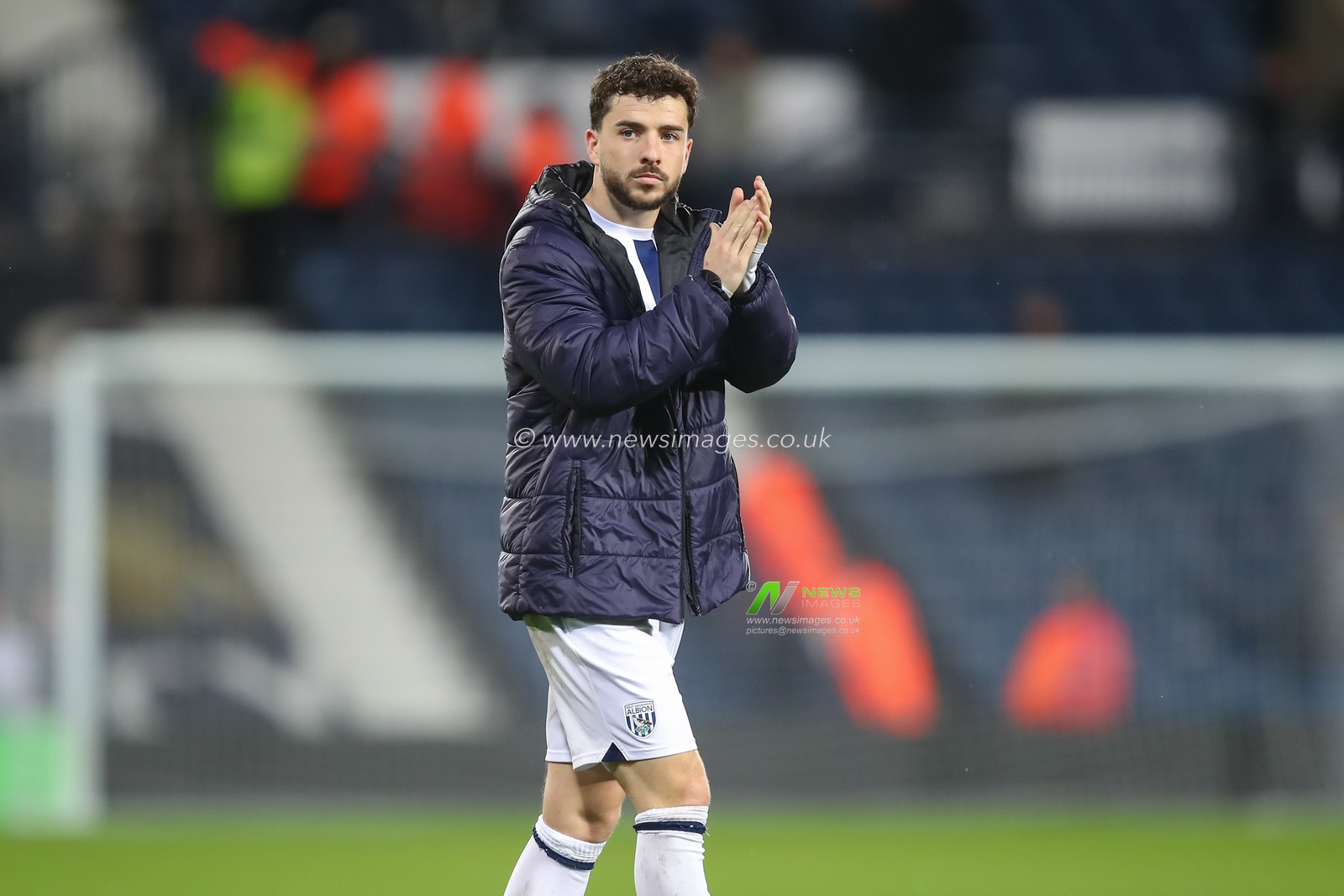 Mikey Johnston of West Bromwich Albion claps fans at full time, during the Sky Bet Championship match West Bromwich Albion vs Rotherham United at The Hawthorns, West Bromwich, United Kingdom, 10th April 2024

(Photo by Gareth Evans/News Images)