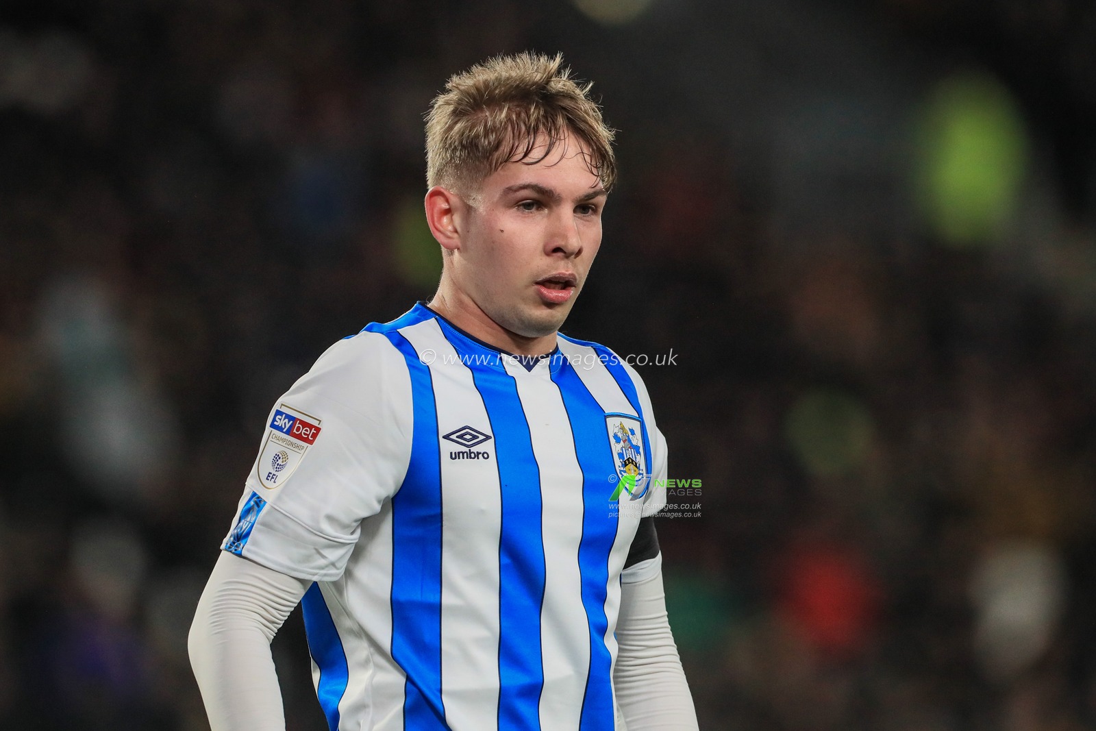 28th January 2020, KC Stadium, Kingston upon Hull, England; Sky Bet Championship, Hull City v Huddersfield Town : Emile Smith Rowe (32) of Huddersfield Town during the game