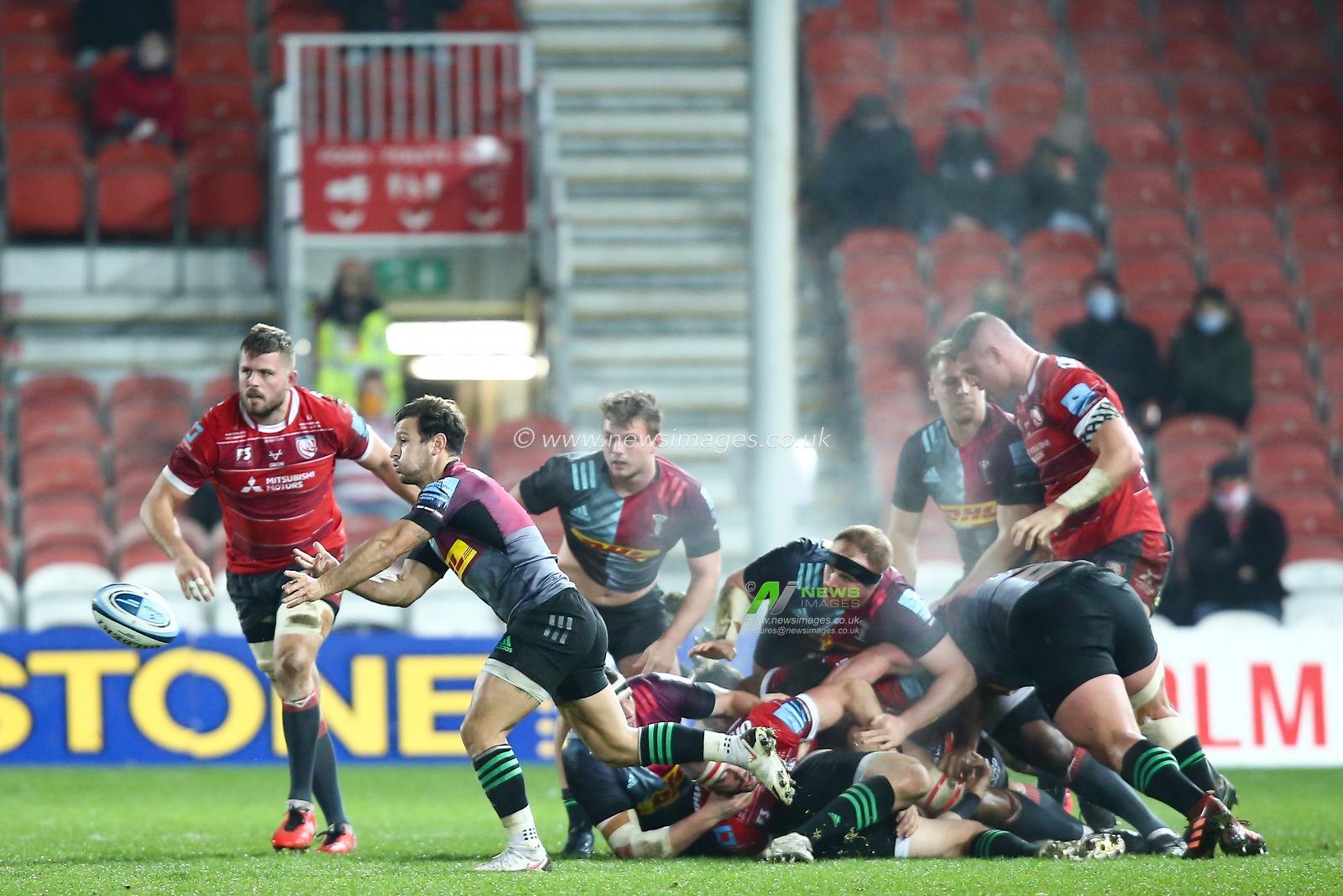 Danny Care #9 of Harlequins passes the ball
