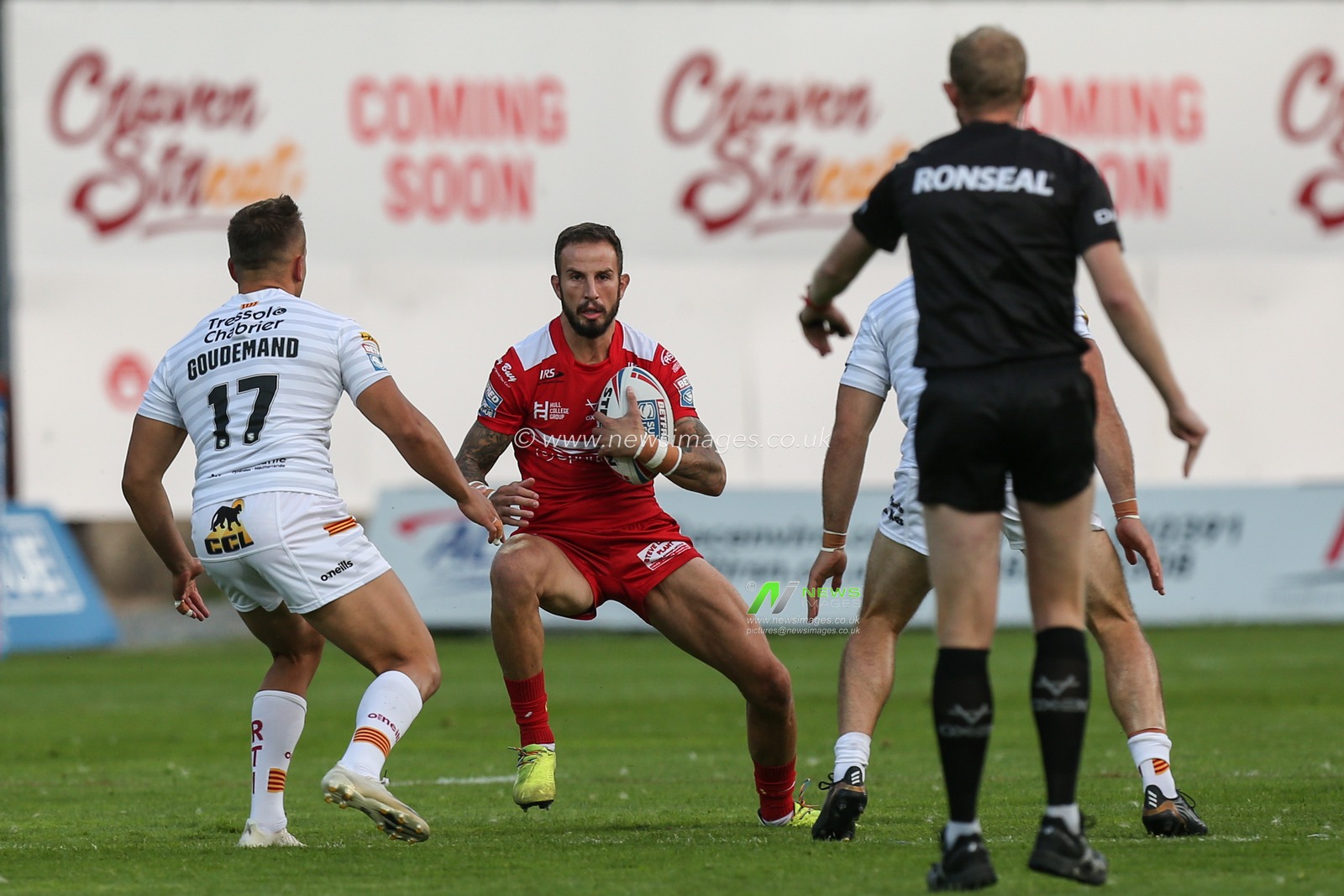 Ben Crooks (2) of Hull KR runs with the ball