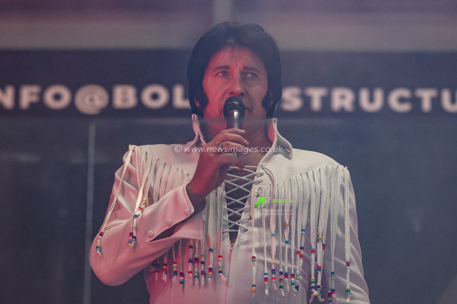 An Elvis Presley tribute during the Betfred Super League play-off Eliminator 1 match Leigh Leopards vs Wakefield Trinity at Progress With Unity Stadium, Leigh, United Kingdom, 26th September 2025

(Photo by Alfie Cosgrove/News Images)