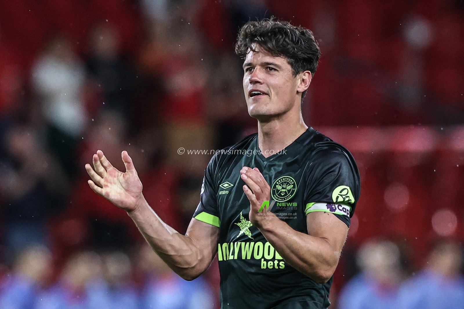 Christian NÃ¸rgaard of Brentford applauds the fans after the game during the Premier League match Nottingham Forest vs Brentford at City Ground, Nottingham, United Kingdom, 30th April 2025

(Photo by Alfie Cosgrove/News Images)