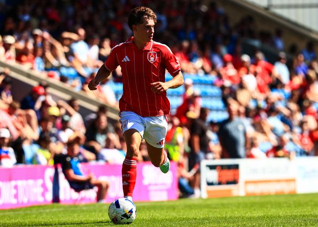 Joe Gardner of Nottingham Forest breaks with the ball during the Pre-season friendly match Chesterfield vs Nottingham Forest at SMH Group Stadiumact Stadium, Chesterfield, United Kingdom, 12th July 2025

(Photo by Richard Bierton/News Images)