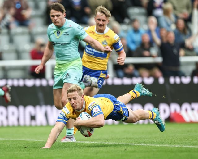 Betfred Magic Weekend 2025 St Helens v Leeds Rhinos