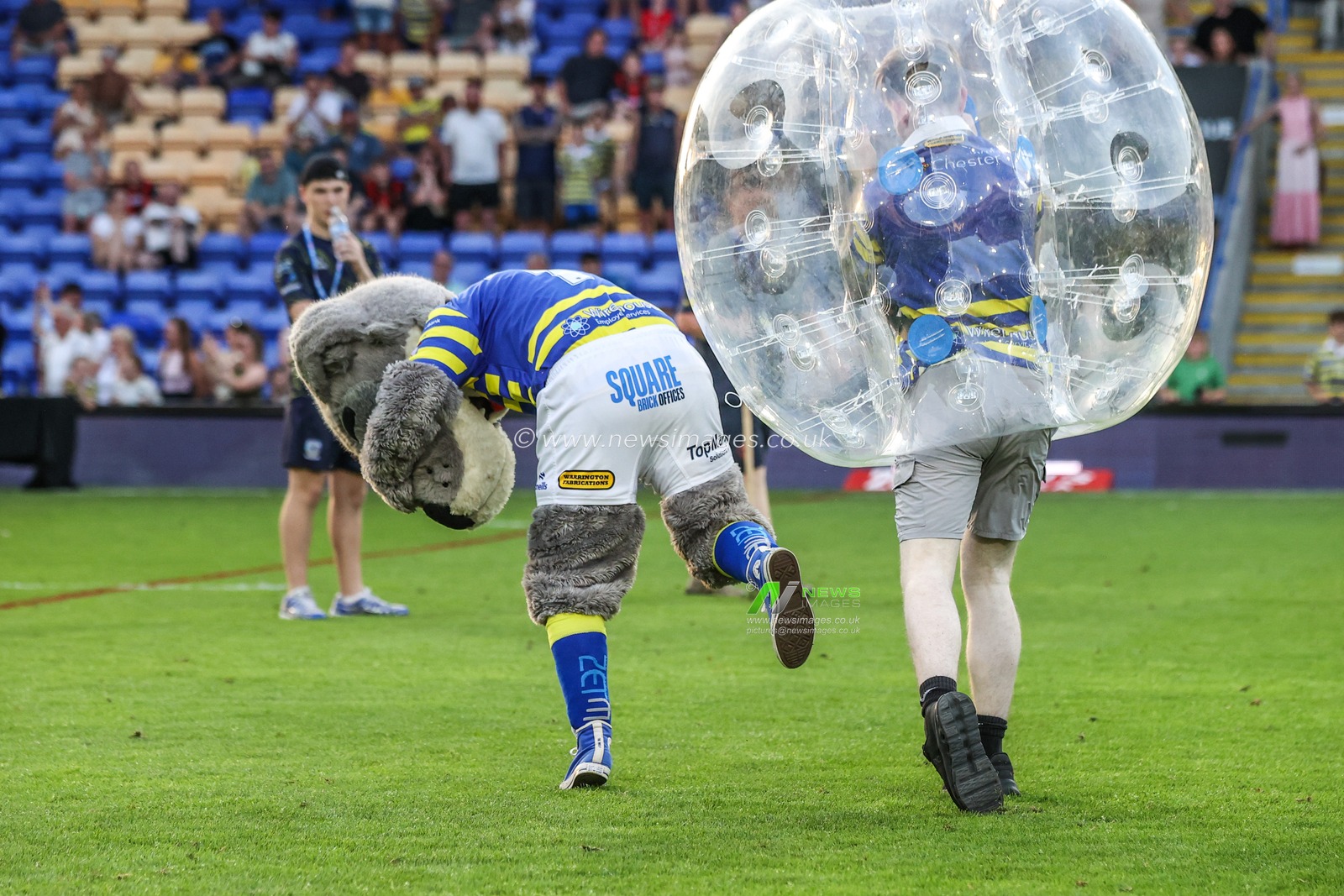Warrington Wolves half time game ‘Wolfies Wipeout’ during the Betfred Super League round 16 match Warrington Wolves vs Catalans Dragons at The Halliwell Jones Stadium, Warrington, United Kingdom on 25 June 2026

(Photo by Alfie Cosgrove/News Images)