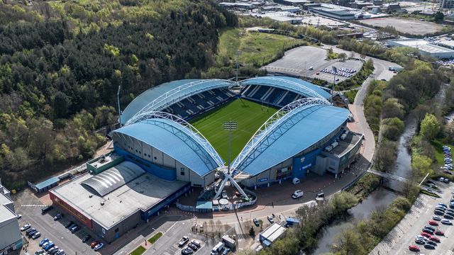 Betfred Super League Huddersfield Giants v Catalans Dragons