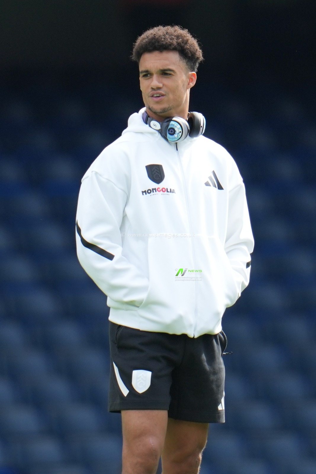 Antonee Robinson of Fulham ahead of the Premier League match Chelsea vs Fulham at Stamford Bridge, London, United Kingdom, 30th August 2025

(Photo by Harvey Murphy/News Images)