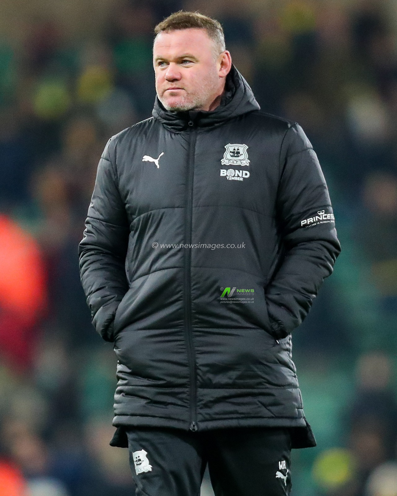 Wayne Rooney of Plymouth Argyle looks dejected after the teams defeat following the Sky Bet Championship match Norwich City vs Plymouth Argyle at Carrow Road, Norwich, United Kingdom, 26th November 2024

(Photo by Izzy Poles/News Images)
