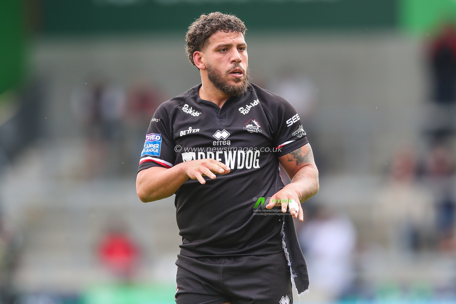 Hakim Miloudi of London Broncos during the Betfred Super League Round 13 match Salford Red Devils vs London Broncos at Salford Community Stadium, Eccles, United Kingdom, 2nd June 2024

(Photo by Gareth Evans/News Images)