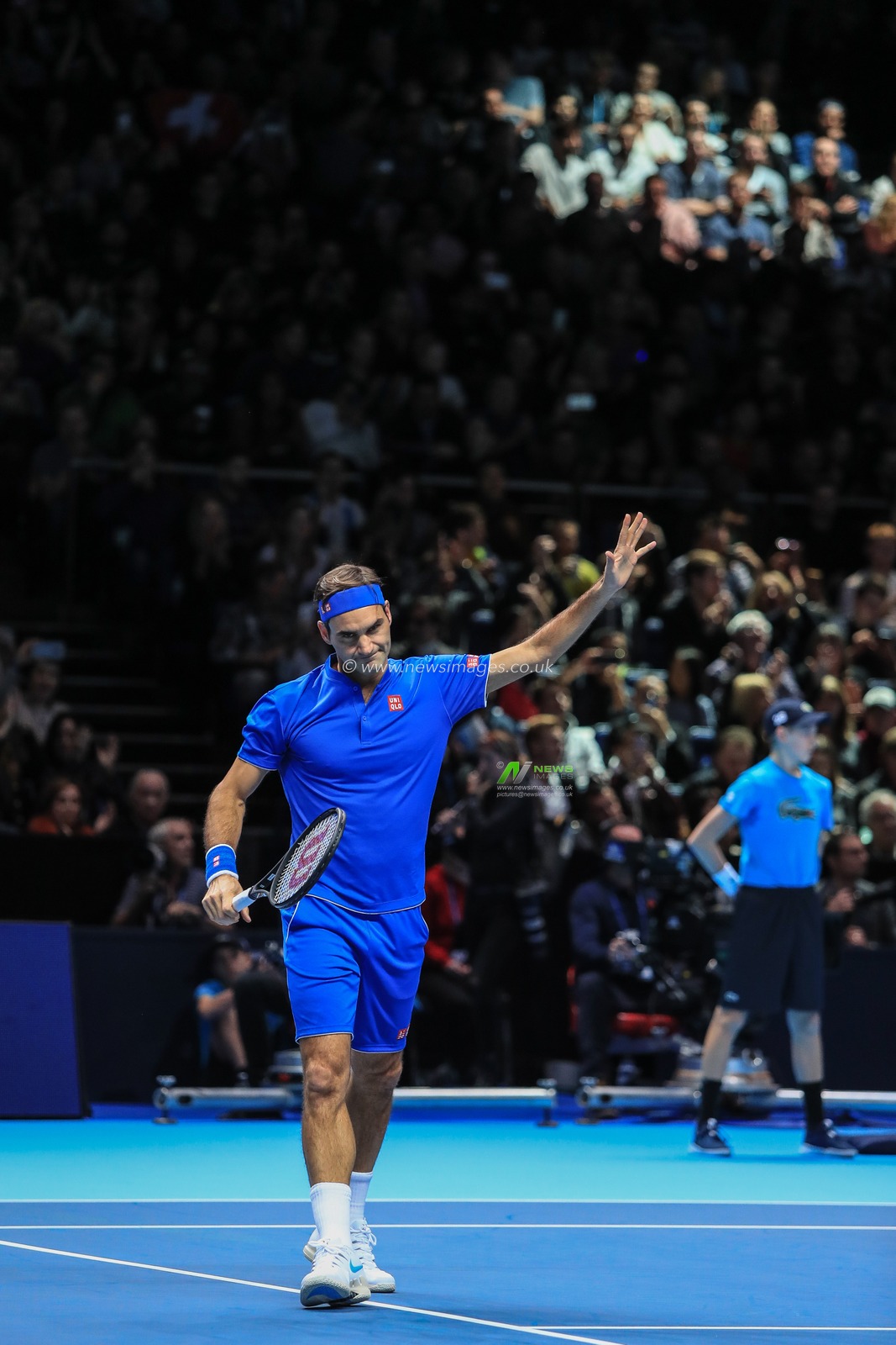 11th November 2018, The O2 , London, England;  The Apt Finals; Roger Federer vs Kei Nishikori ; Roger Federer waves to the crowd 


Credit: Romena Fogliati/News Images