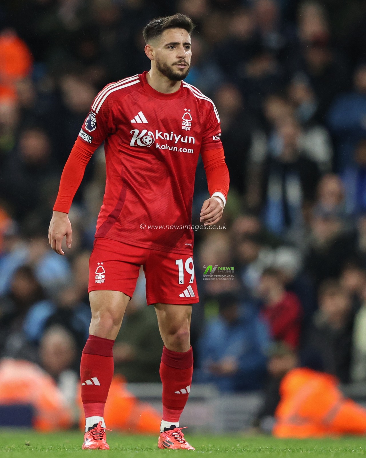 Ãlex Moreno of Nottingham Forest during the Premier League match Manchester City vs Nottingham Forest at Etihad Stadium, Manchester, United Kingdom, 4th December 2024

(Photo by Alfie Cosgrove/News Images)