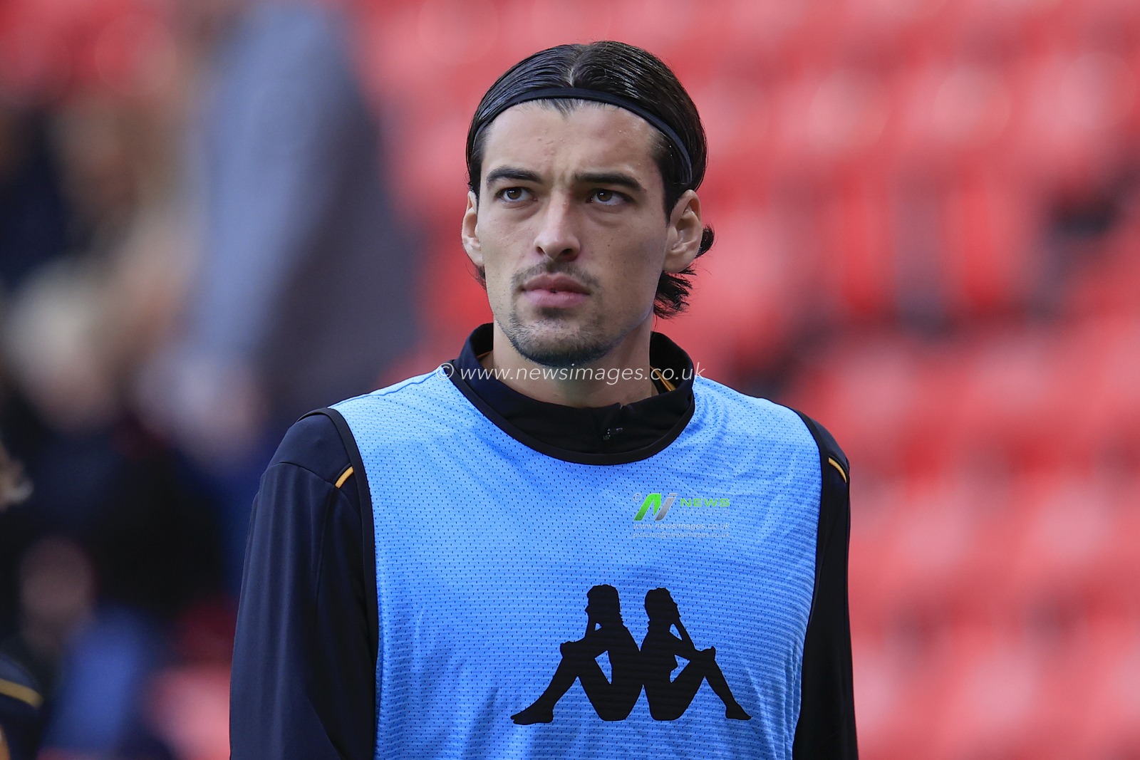Jacob Greaves #4 of Hull City during the warm up ahead of the Sky Bet Championship match Stoke City vs Hull City at Bet365 Stadium, Stoke-on-Trent, United Kingdom, 24th September 2023

(Photo by Conor Molloy/News Images)