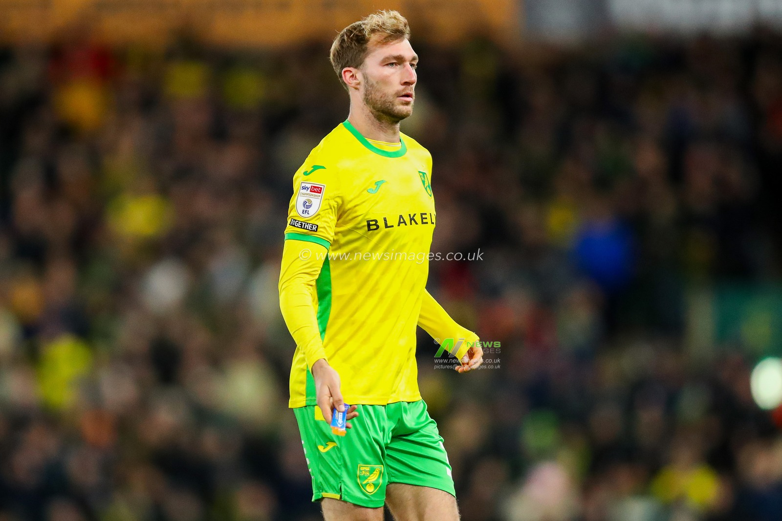 Jack Stacey of Norwich City in action during the Sky Bet Championship match Norwich City vs Burnley at Carrow Road, Norwich, United Kingdom, 15th December 2024

(Photo by Izzy Poles/News Images)