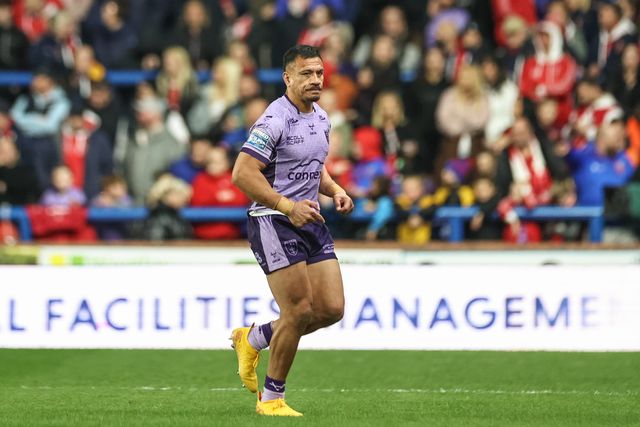Sauaso Sue of Hull KR is sent off during the Betfred Super League round 9 match Leeds Rhinos vs Hull KR at Headingley Stadium, Leeds, United Kingdom, 25th April 2025

(Photo by Mark Cosgrove/News Images)