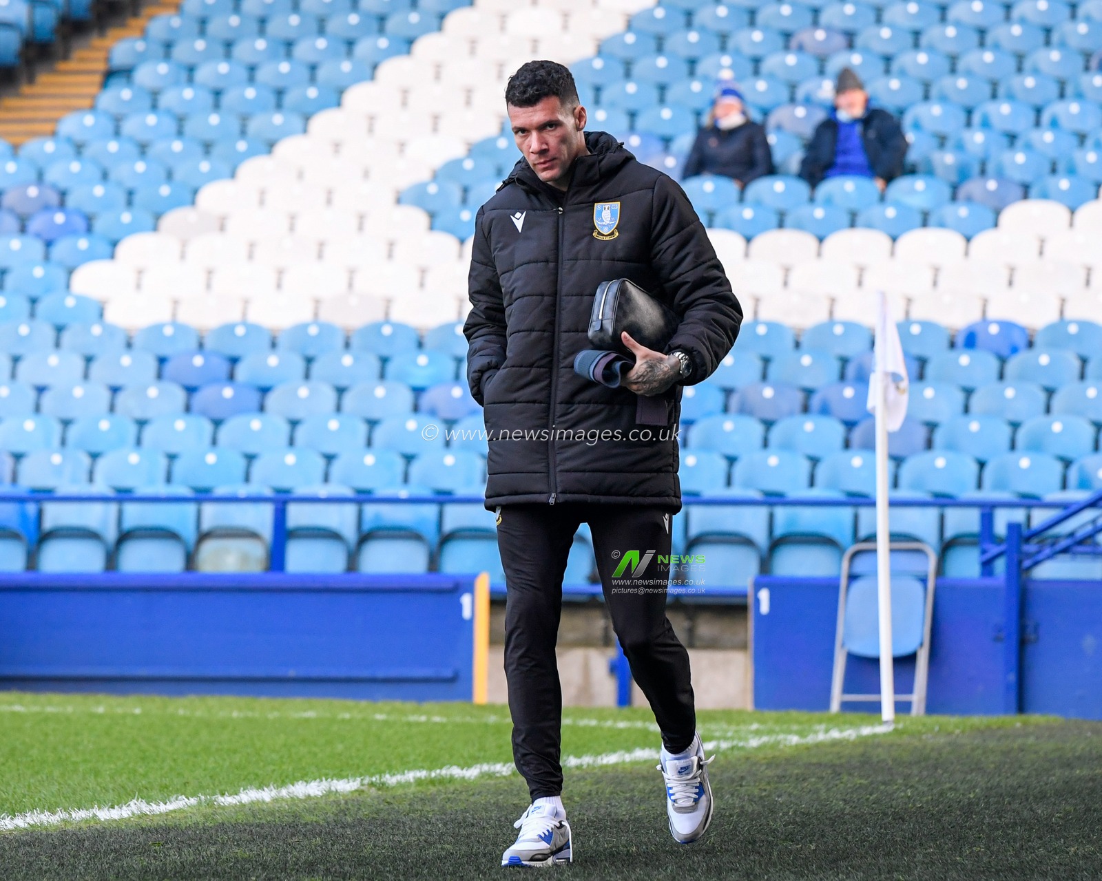 Marvin Johnson #18 of Sheffield Wednesday arrives at Hillsborough for the game against Plymouth Argyle