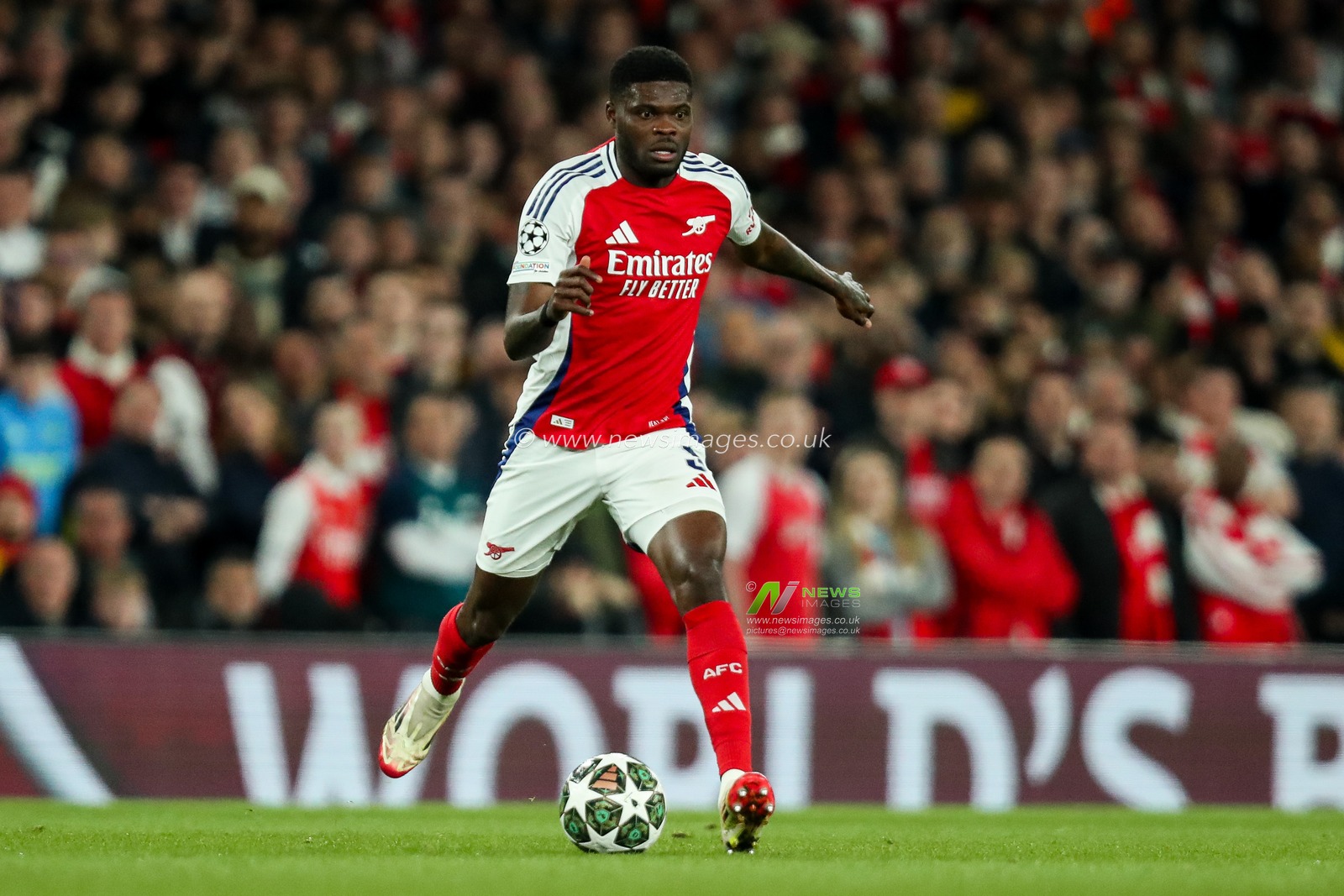 Thomas of Arsenal runs with the ballduring the UEFA Champions League Quarter-finals match Arsenal vs Real Madrid at Emirates Stadium, London, United Kingdom, 8th April 2025

(Photo by Izzy Poles/News Images)