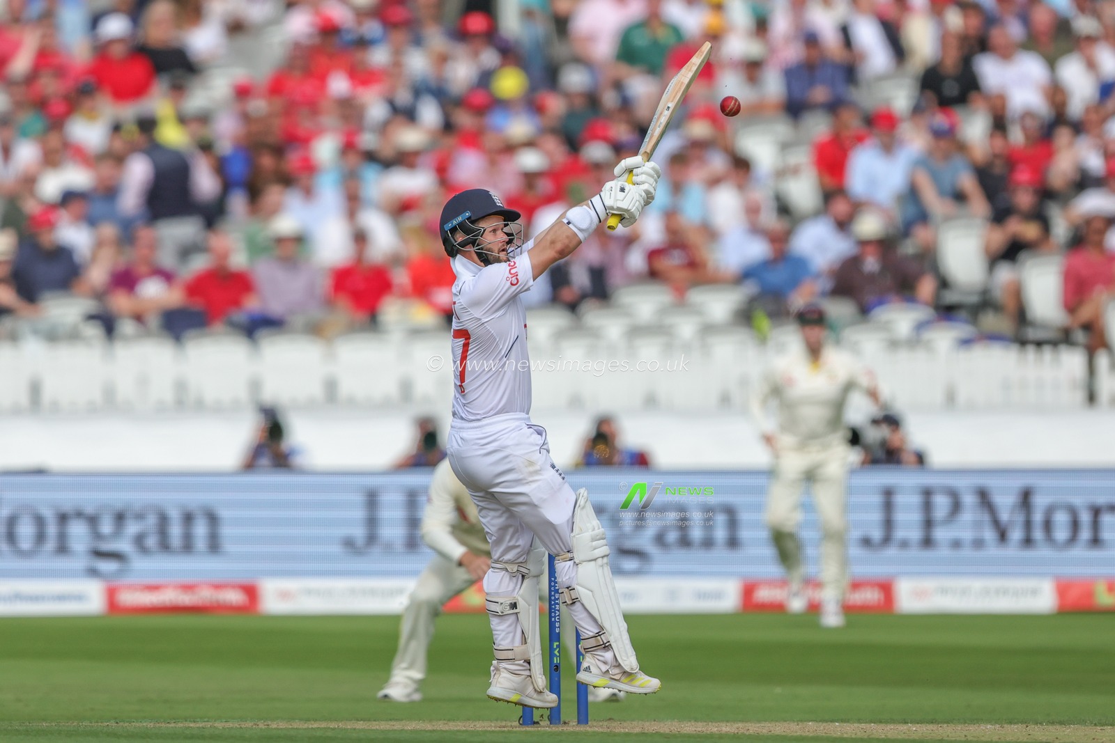 Ben Duckett of England jumps up to hit the highball fro one run during the LV= Insurance Ashes Test Series Second Test Day 2 England v Australia at Lords, London, United Kingdom, 29th June 2023

(Photo by Mark Cosgrove/News Images)