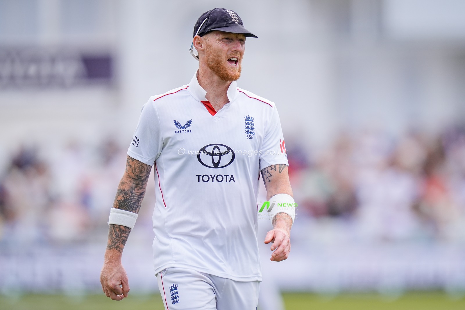 England captain Ben Stokes gives instruction to his teammate during the 3rd Rothesay Test Match Day 4 match England vs New Zealand at Trent Bridge, Nottingham, United Kingdom on 28 June 2026

(Photo by Maynard Manyowa/News Images)