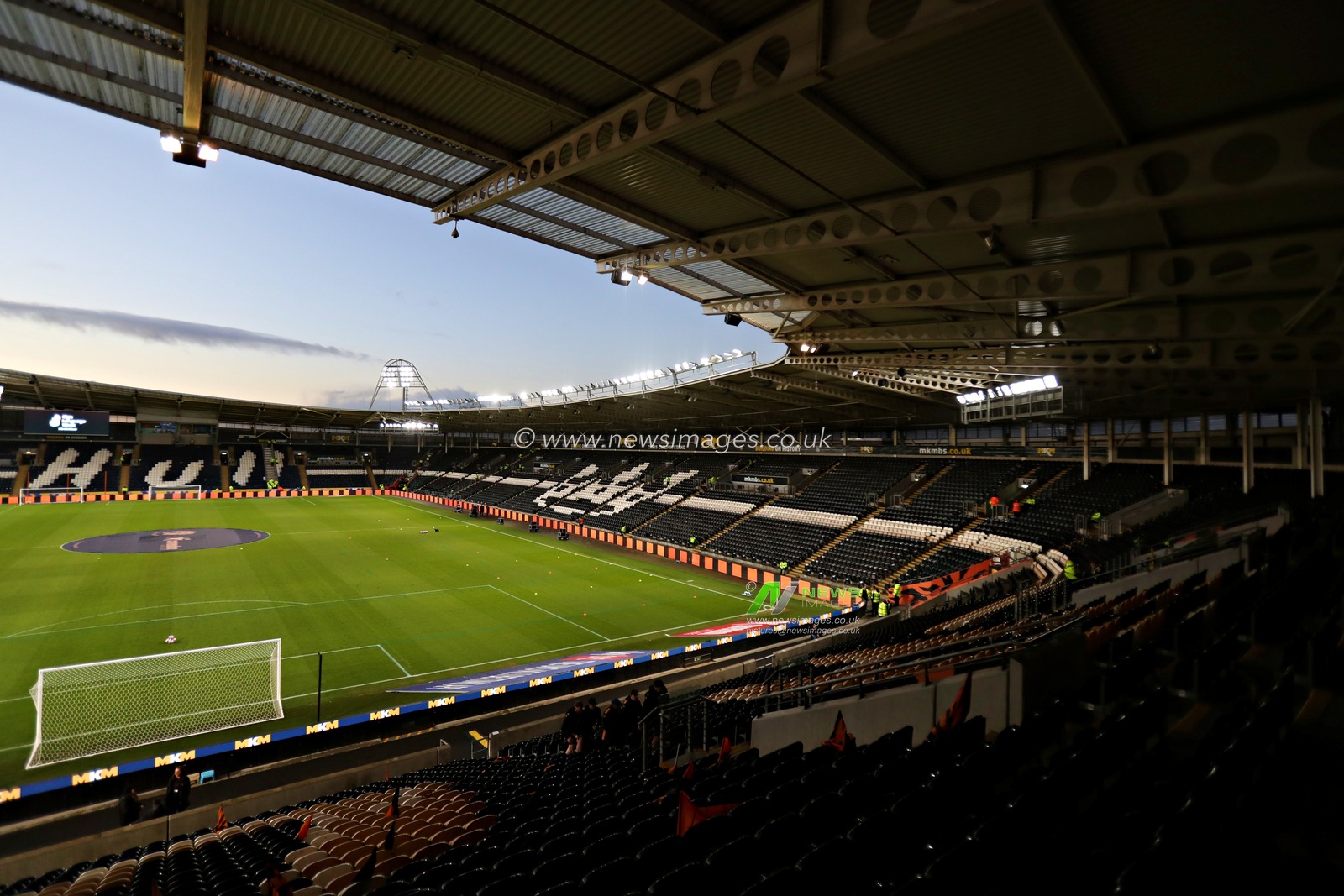A general view of the MKM Stadium before the Sky Bet Championship match Hull City vs Oxford United at MKM Stadium, Hull, United Kingdom, 12th March 2025

(Photo by Sam Eaden/News Images)