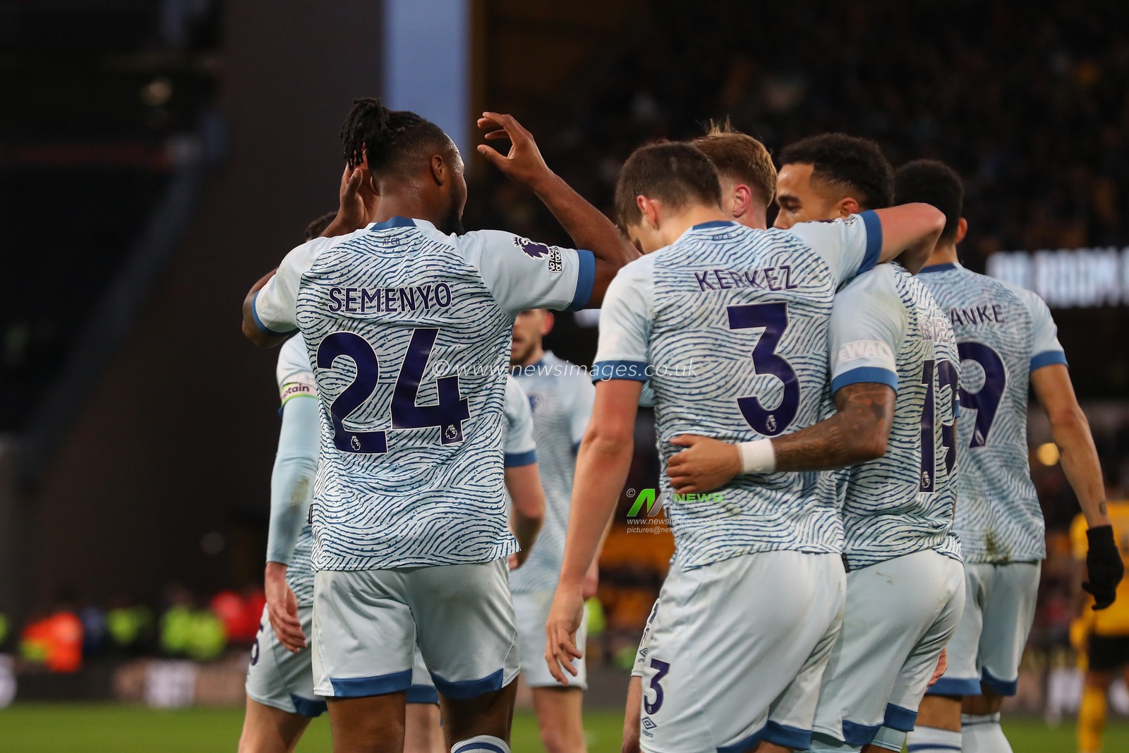 Antoine Semenyo of Bournemouth celebrates his goal to make it 0-1 during the Premier League match Wolverhampton Wanderers vs Bournemouth at Molineux, Wolverhampton, United Kingdom, 24th April 2024

(Photo by Gareth Evans/News Images)