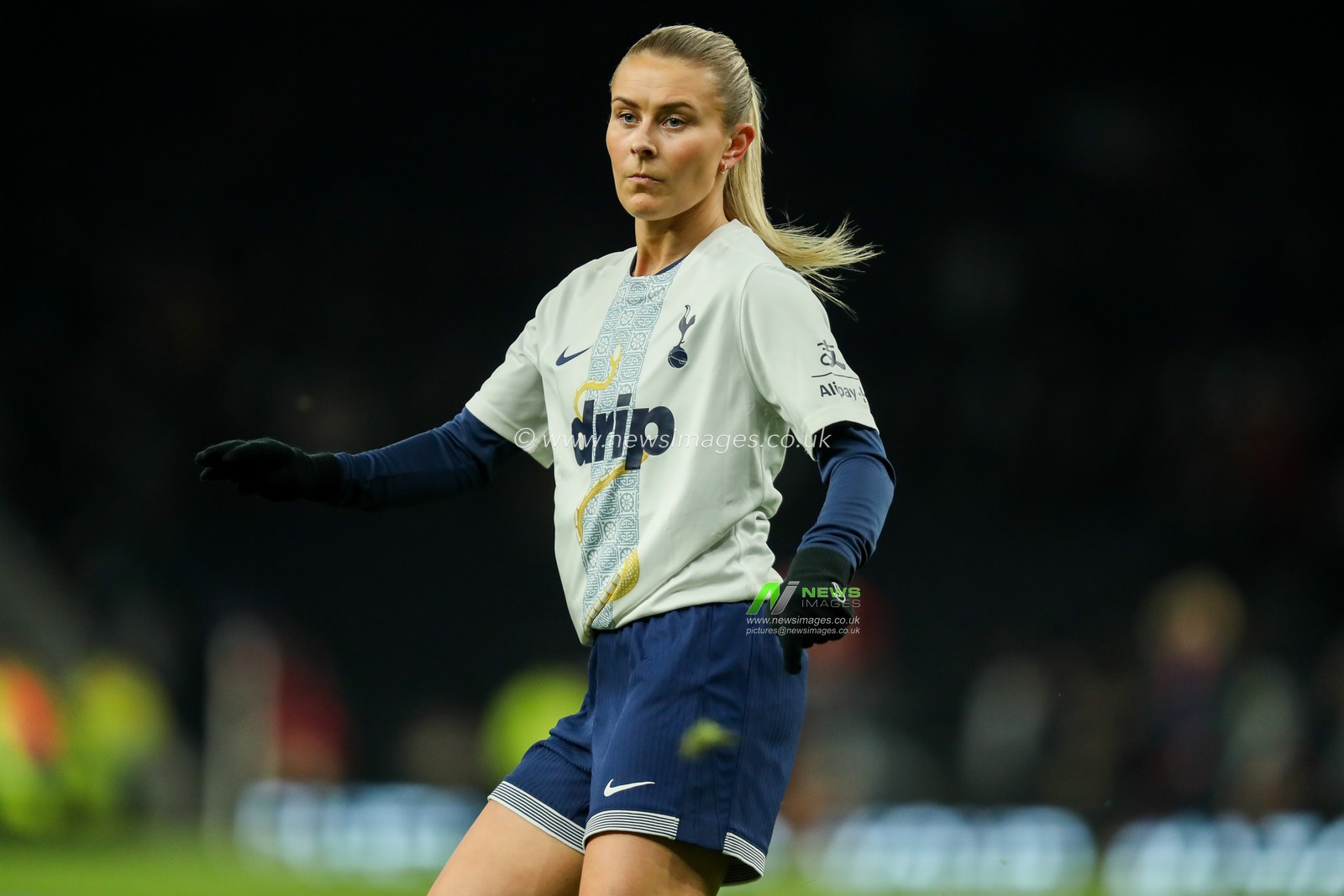 Amanda Nilden of Tottenham Hotspur Women warms up prior to the Barclays Women's Super League match Tottenham Hotspurâ€™s Women vs Manchester United Women at Tottenham Hotspur Stadium, 2nd February 2025

(Photo by Izzy Poles/News Images)