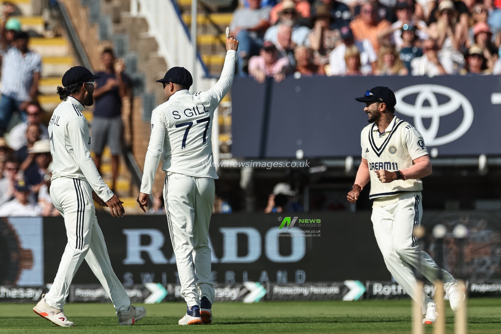India captain Shubman Gill celebrates catching out Ben Duckett of England during the 2nd Rothesay Test Match day 2 England vs India at Edgbaston, Birmingham, United Kingdom, 3rd July 2025

(Photo by Mark Cosgrove/News Images)