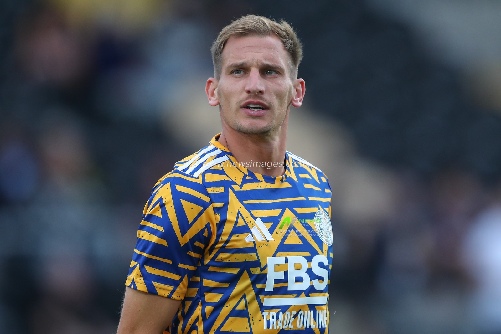 Marc Albrighton #11 of Leicester City during the pre-game warm up ahead of the Carabao Cup match Burton Albion vs Leicester City at Pirelli Stadium, Burton upon Trent, United Kingdom, 9th August 2023

(Photo by Gareth Evans/News Images)