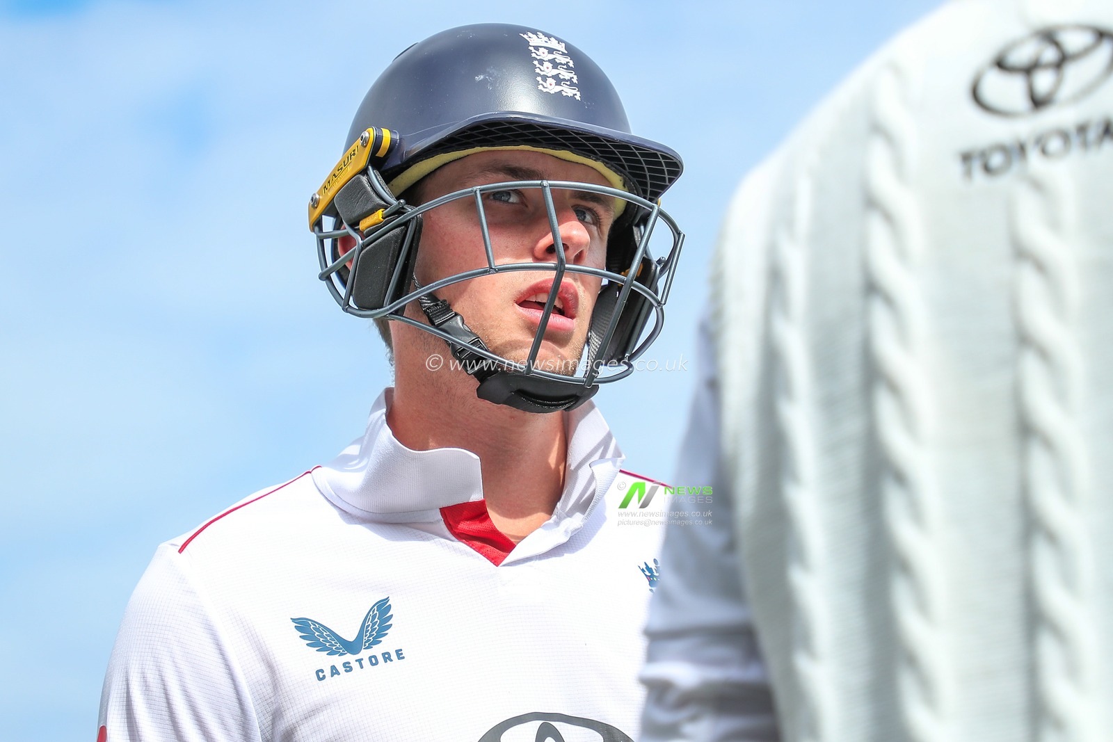 Jamie Smith of England looks on prior to the 5th Rothesay Test Match Day 3 England vs India at The Kia Oval, London, United Kingdom, 2nd August 2025

(Photo by Izzy Poles/News Images)