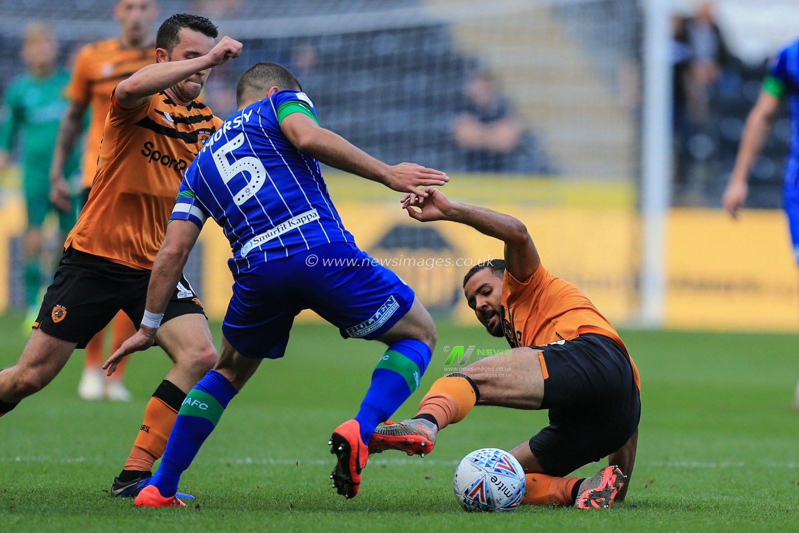 13th September 2019 , KCOM Stadium, Hull , England; Sky Bet Championship Football, Hull City vs Wigan Athletic ; Kevin Stewart (6) of Hull City challenges for the ball

Credit:   David Greaves/News Images

English Football League images are subject to DataCo Licence