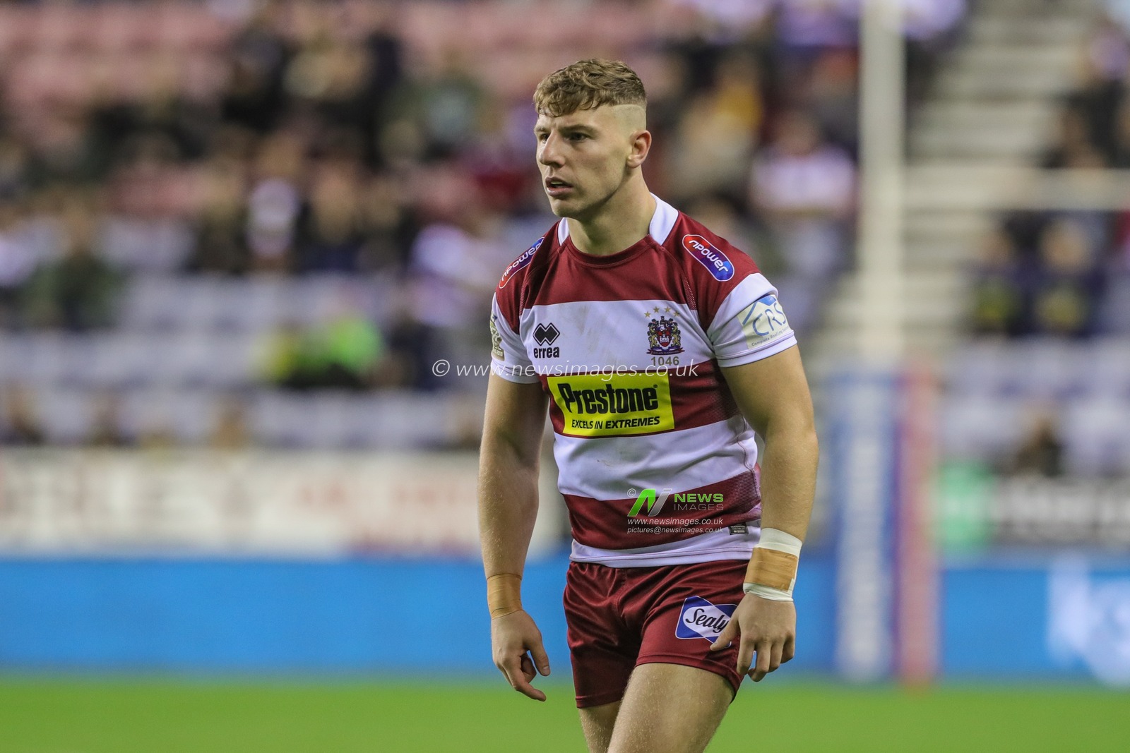 4th October 2019, DW Stadium, Wigan, England; Betfred Super League Semi Final, Wigan Warriors v Salford Red Devils : George Williams (6) of Wigan Warriors during the game 

Credit: Mark Cosgrove/News Images