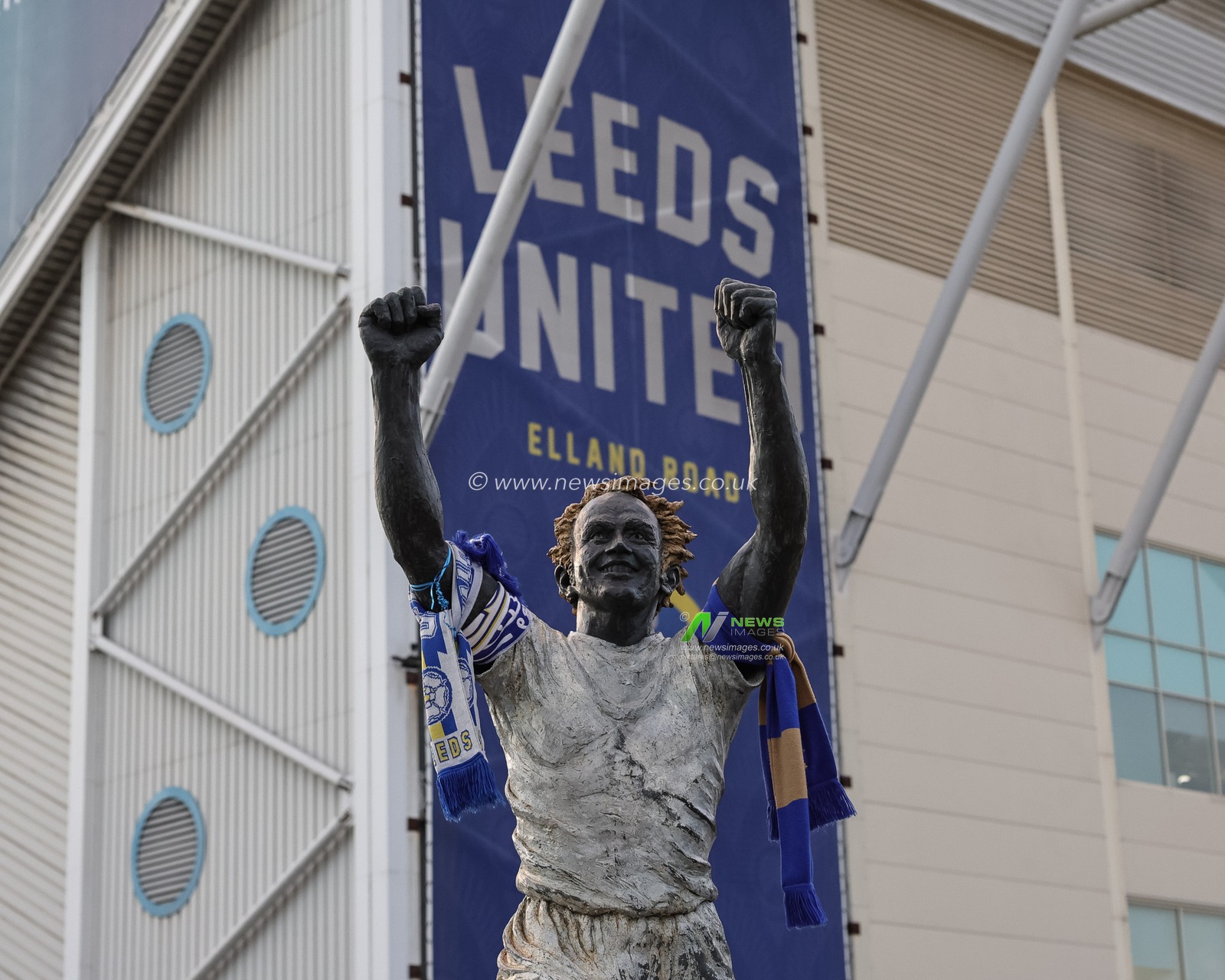 Billy Bremner Statue statue during the Premier League match Leeds United vs West Ham United at Elland Road, Leeds, United Kingdom, 24th October 2025

(Photo by Mark Cosgrove/News Images)