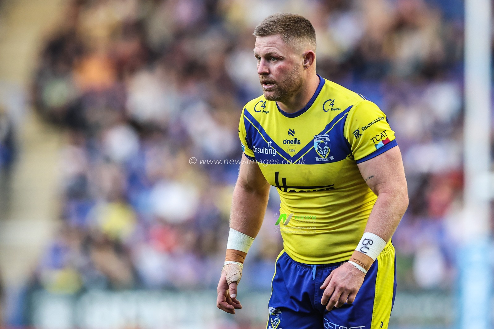 Luke Yates of Warrington Wolves during the Betfred Super League round 21 match Warrington Wolves vs Wigan Warriors at Halliwell Jones Stadium, Warrington, United Kingdom, 8th August 2025

(Photo by Alfie Cosgrove/News Images)