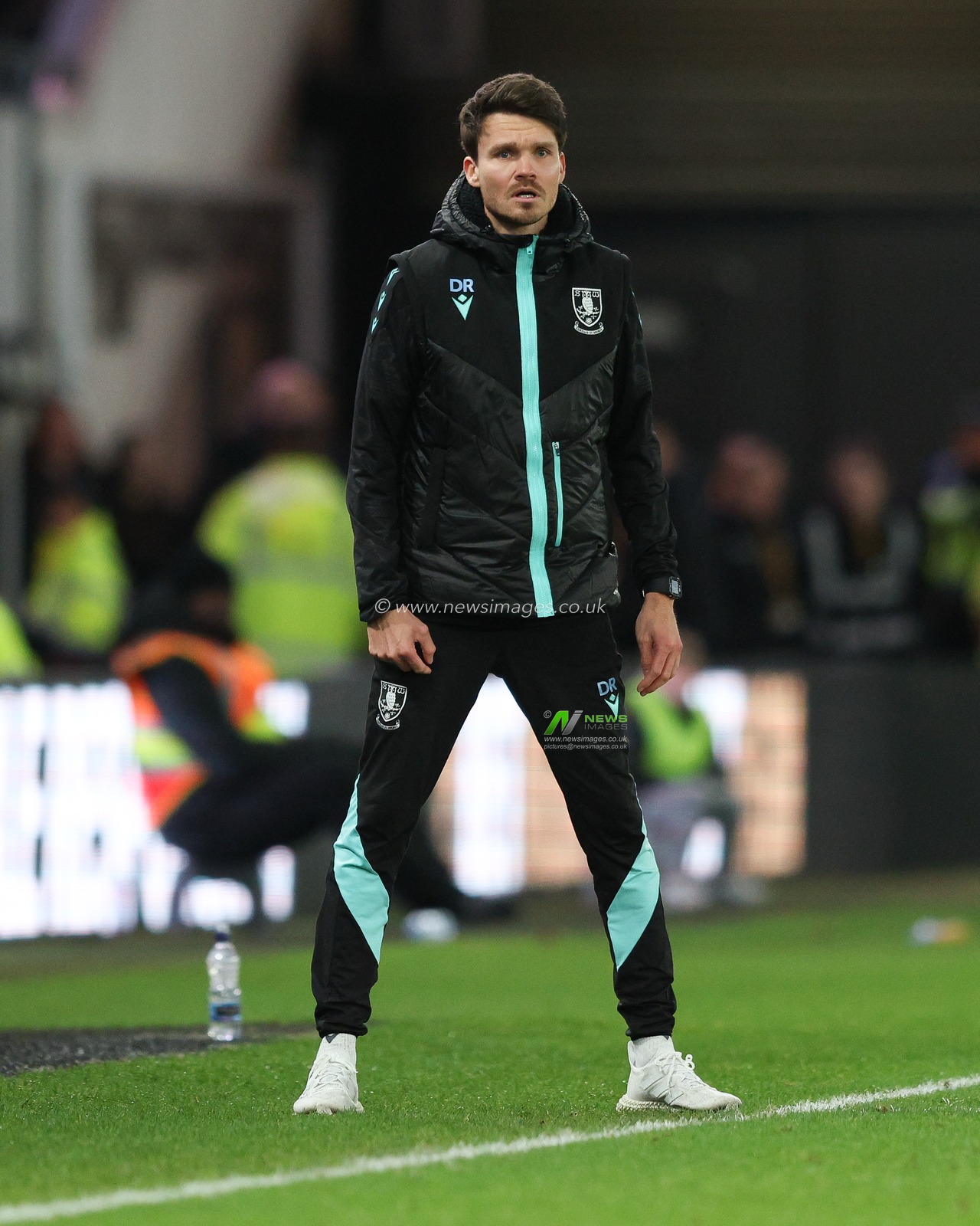 Danny RÃ¶hl Manager of Sheffield Wednesday during the Sky Bet Championship match Derby County vs Sheffield Wednesday at Pride Park Stadium, Derby, United Kingdom, 1st December 2024

(Photo by Alex Roebuck/News Images)