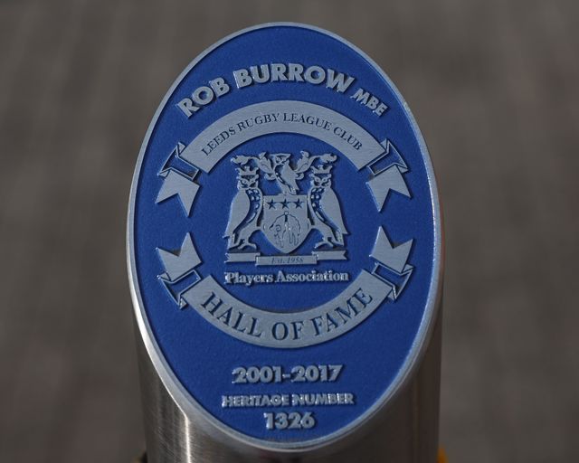Rob Burrow MBE hall of fame heritage badge during the Betfred Super League round 9 match Leeds Rhinos vs Hull KR at Headingley Stadium, Leeds, United Kingdom, 25th April 2025

(Photo by Mark Cosgrove/News Images)