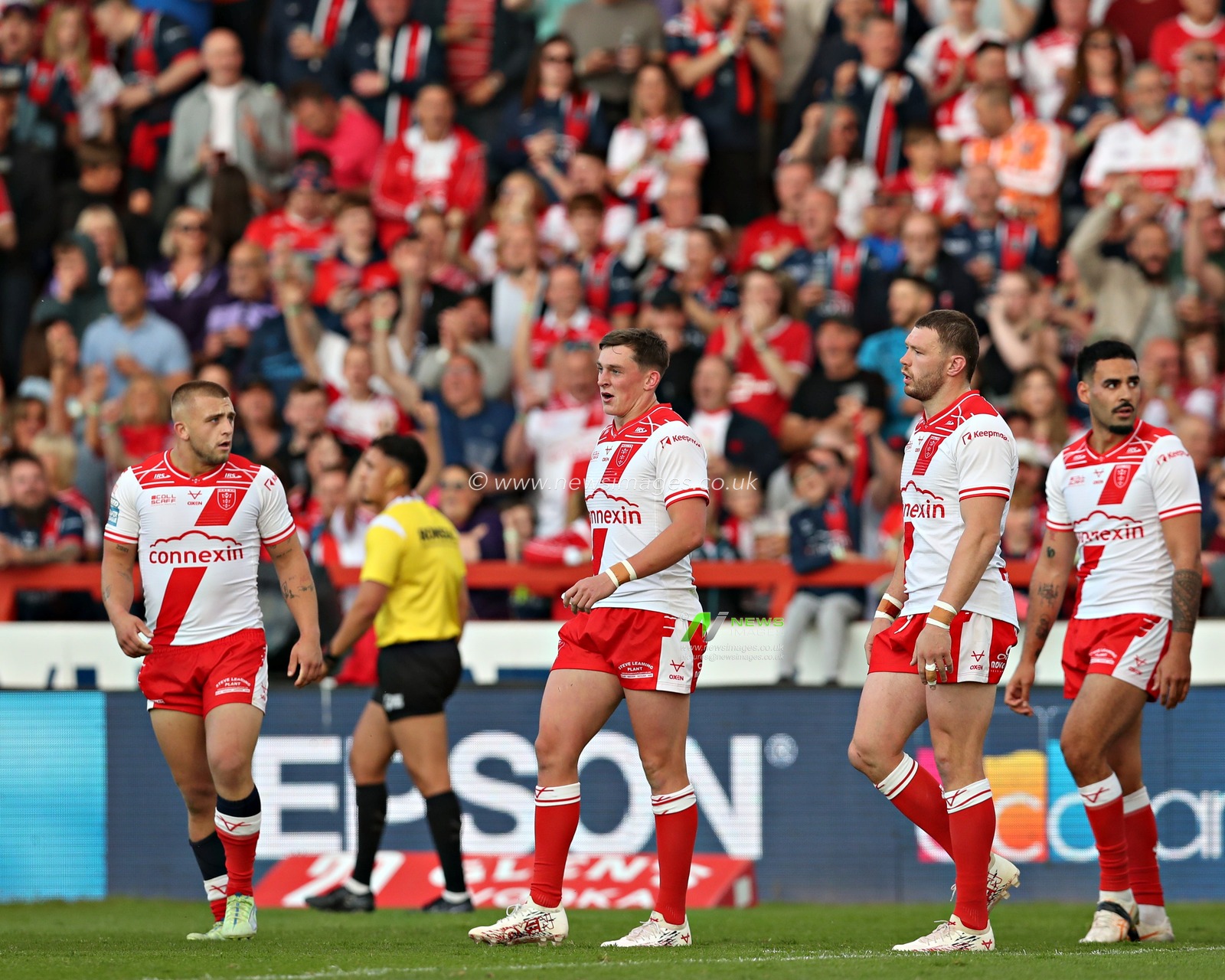 the Betfred Super League Round 13 match Hull KR vs St Helens at Sewell Group Craven Park, Kingston upon Hull, United Kingdom, 30th May 2025

(Photo by Sam Eaden/News Images)