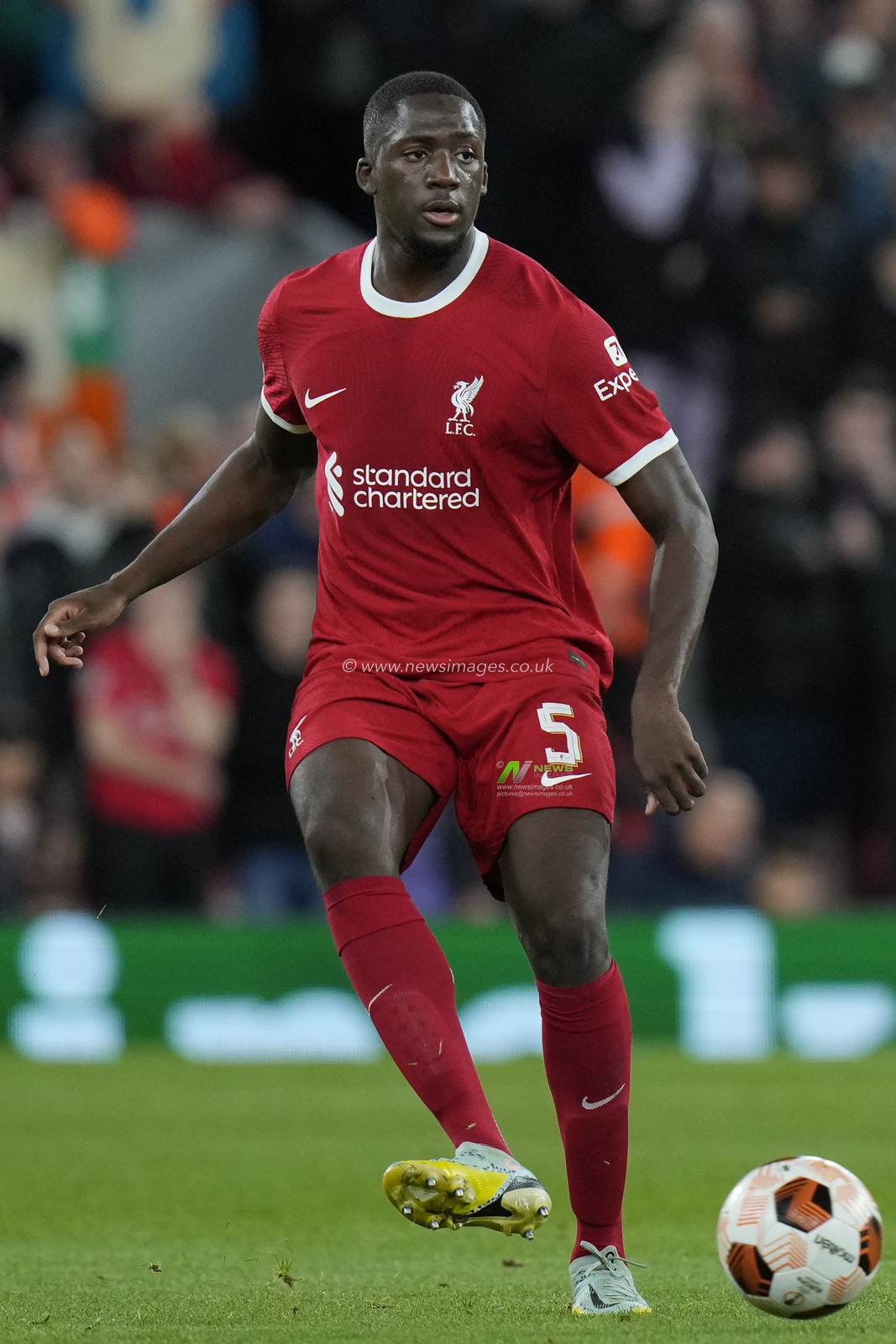 Ibrahima KonatÃ© #5 of Liverpool passes the ball during the UEFA Europa League match Liverpool vs Union Saint-Gilloise at Anfield, Liverpool, United Kingdom, 5th October 2023

(Photo by Steve Flynn/News Images)