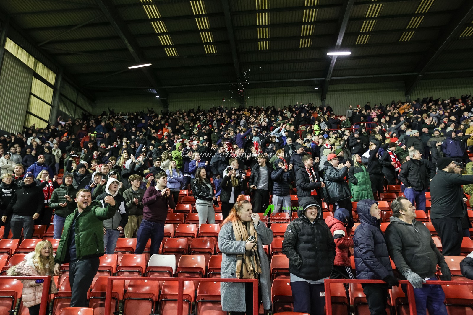 Barnsley fans celebrate the goal of Sam Cosgrove #9 of Barnsley during the Sky Bet League 1 match Barnsley vs Wycombe Wanderers at Oakwell, Barnsley, United Kingdom, 28th November 2023

(Photo by Mark Cosgrove/News Images)
