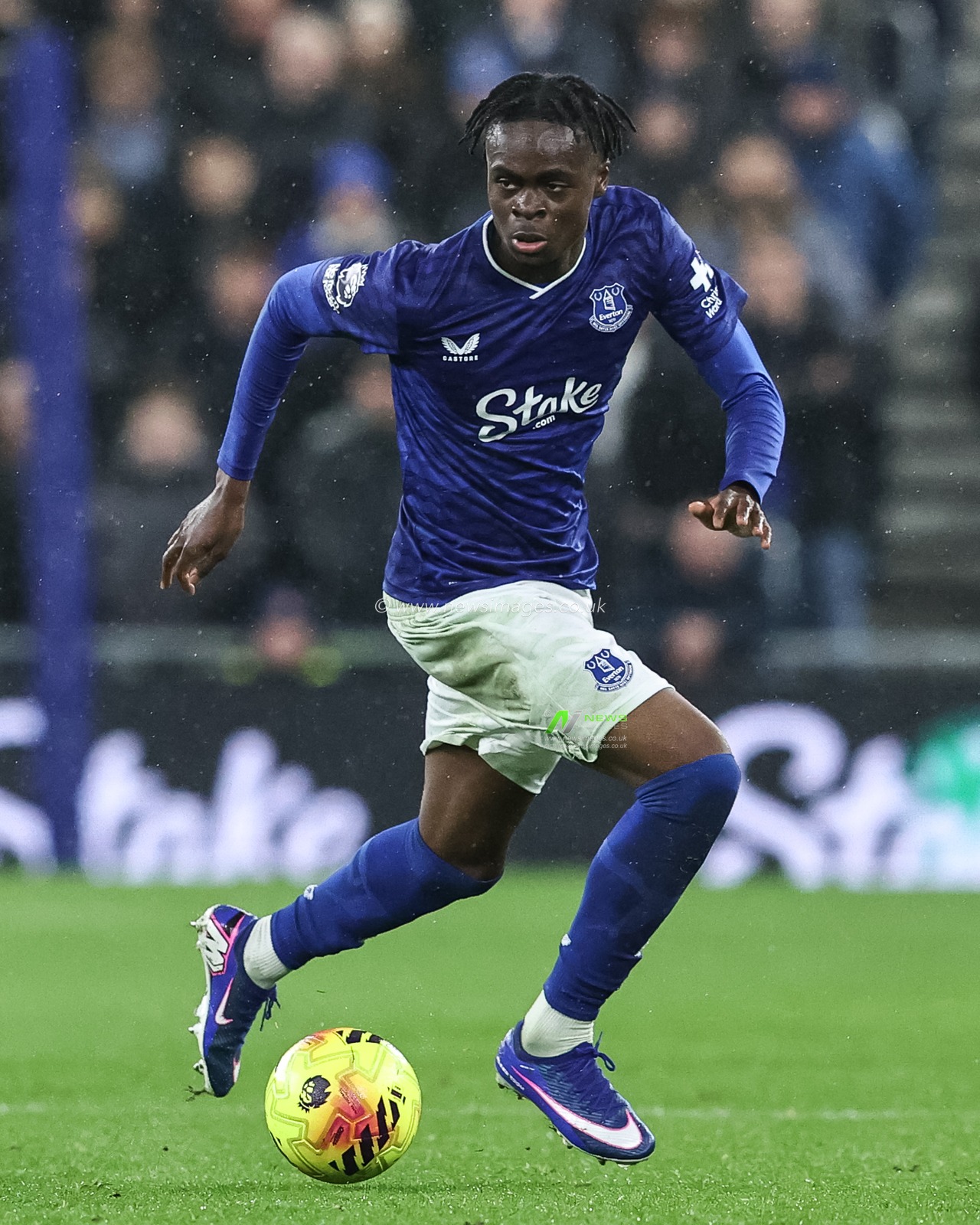 Tyrique George of Everton with the ball during the Premier League match Everton vs Bournemouth at Hill Dickinson Stadium, Liverpool, United Kingdom on 10 February 2026

(Photo by Alfie Cosgrove/News Images)