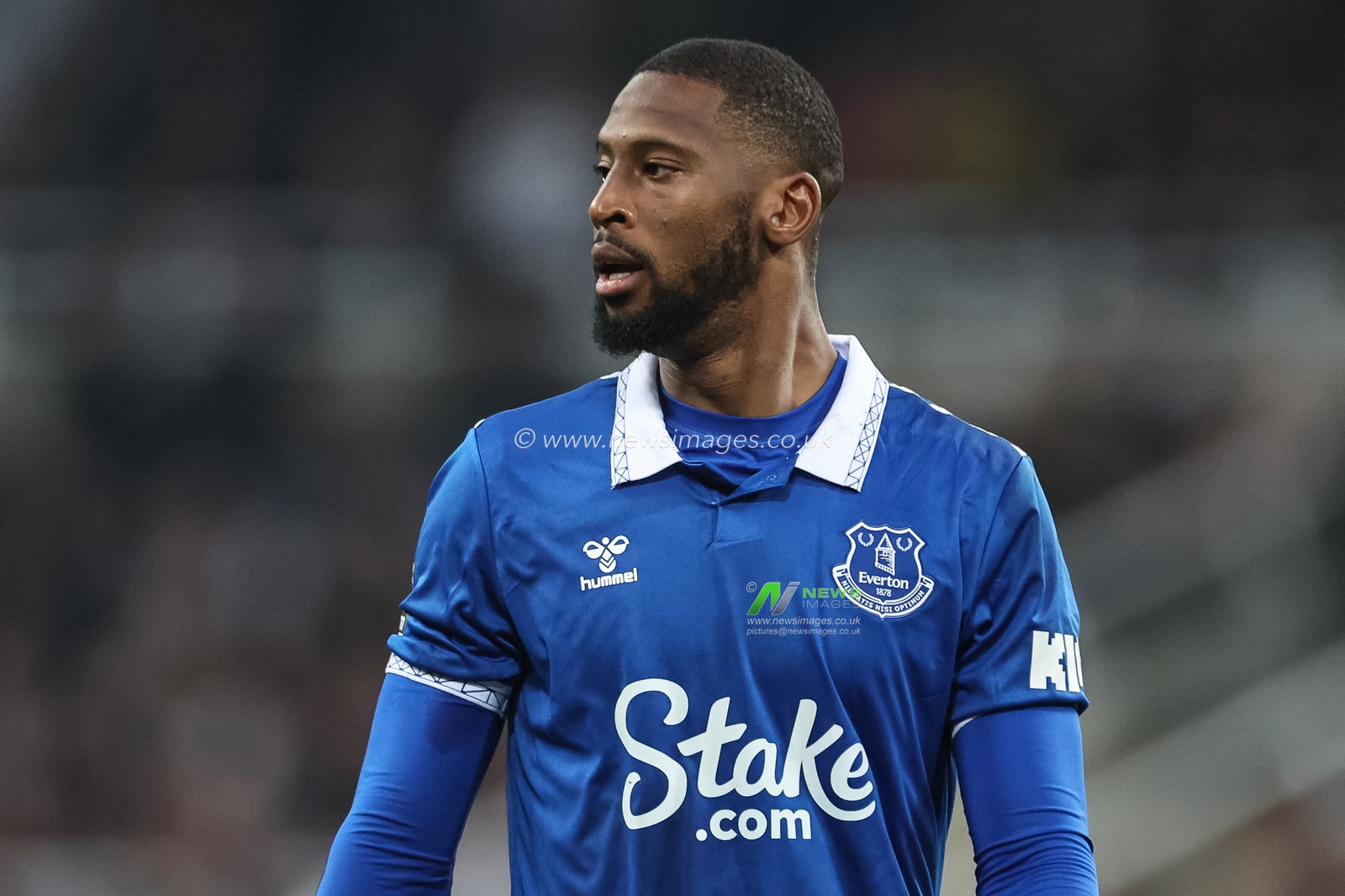 Beto of Everton during the Premier League match Newcastle United vs Everton at St. James's Park, Newcastle, United Kingdom, 2nd April 2024

(Photo by Mark Cosgrove/News Images)
