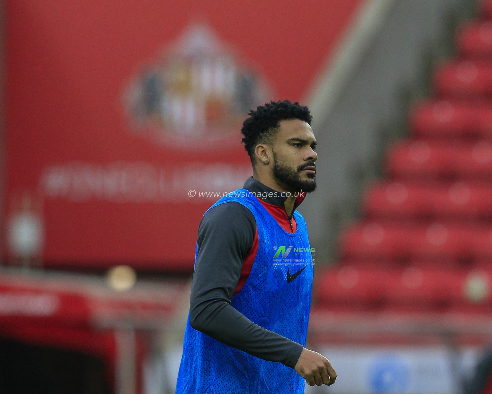 Jordan Willis #4 of Sunderland during the pre-game warmup