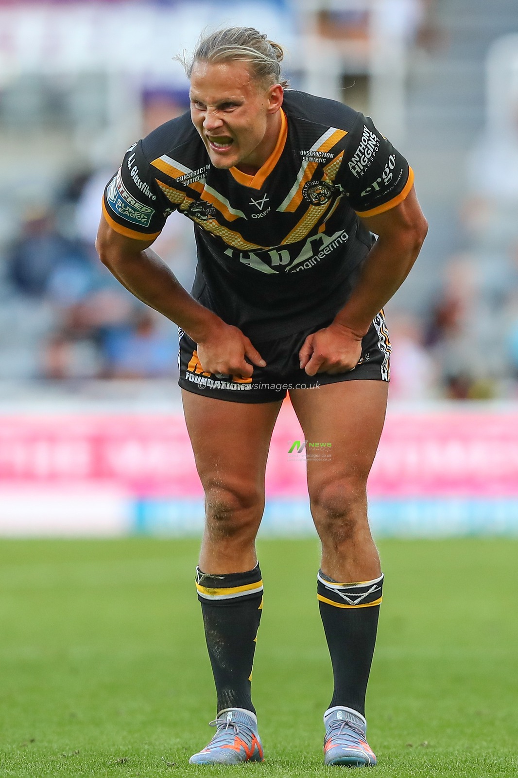 Jacob Miller #7 of Castleford Tigers during the Betfred Super League Magic Weekend match Leeds Rhinos vs Castleford Tigers at St. James's Park, Newcastle, United Kingdom, 3rd June 2023

(Photo by Gareth Evans/News Images)