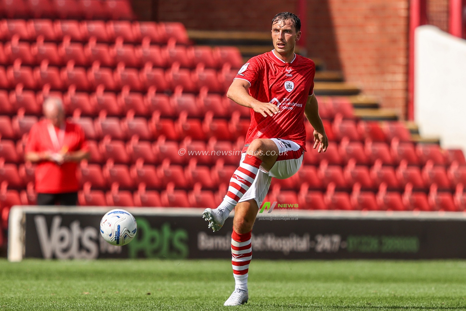 Sky Bet League One: Barnsley v Bromley