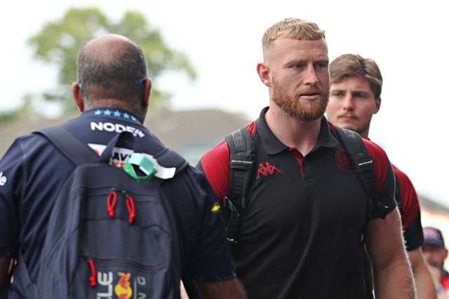 Luke Thompson of Wigan Warriors arrives before the Betfred Super League round 15 match Wakefield Trinity vs Wigan Warriors at DIY Kitchens Stadium, Wakefield, United Kingdom, 20th June 2025

(Photo by Sam Eaden/News Images)
