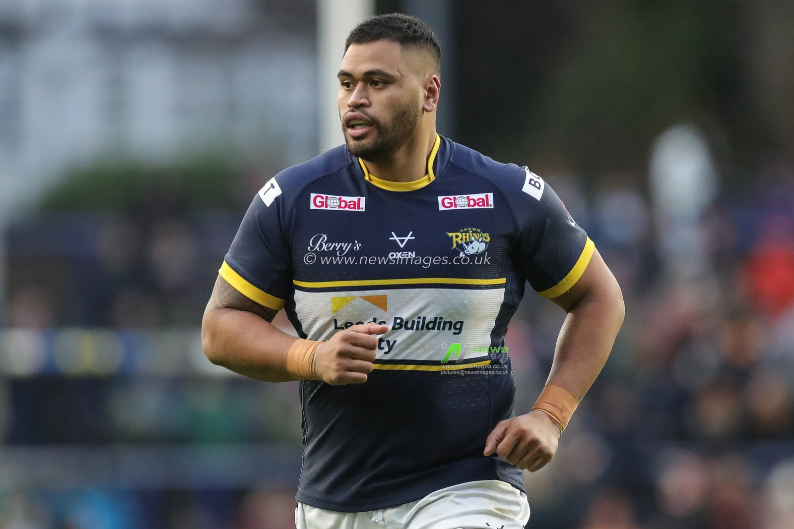 Sam Lisone #15 of Leeds Rhinos during the Rugby League Pre Season match Leeds Rhinos vs Bradford Bulls at Headingley Stadium, Leeds, United Kingdom, 29th January 2023

(Photo by James Heaton/News Images)