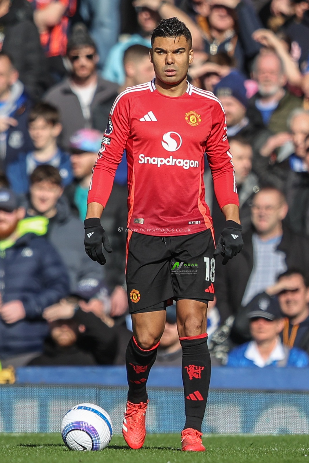 Casemiro of Manchester United during the Premier League match Everton vs Manchester United at Goodison Park, Liverpool, United Kingdom, 22nd February 2025

(Photo by Alfie Cosgrove/News Images)