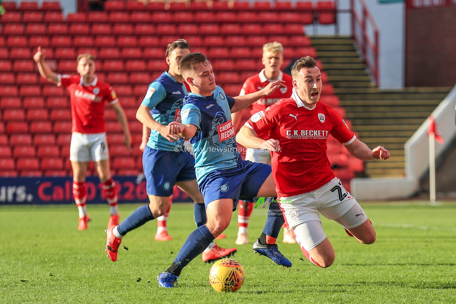 16th February 2019, Oakwell, Barnsley, England; Sky Bet League One, Barnsley vs Wycombe Wanderers ;  Luke Bolton (17) of Wycombe Wanderers brings down Mike-Steven Bahre (21) of Barnsley for a penalty 


Credit: Mark Cosgrove/News Images

English Football League images are subject to DataCo Licence